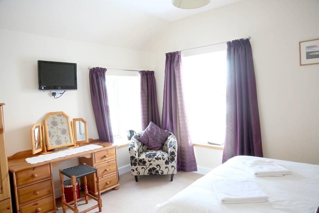 Smithfield Guesthouse Dounby ภายนอก รูปภาพ
